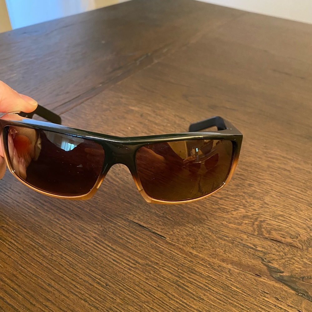 Maui Jim Brown and Tan Glasses with Sleek Design and Enhanced Glare Reduction